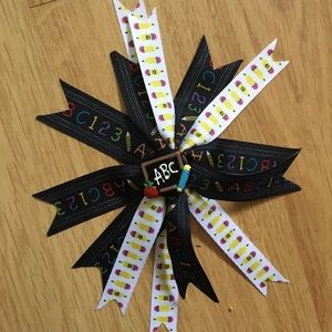 Back to school bow